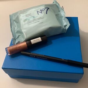 No 7 Makeup Bundle